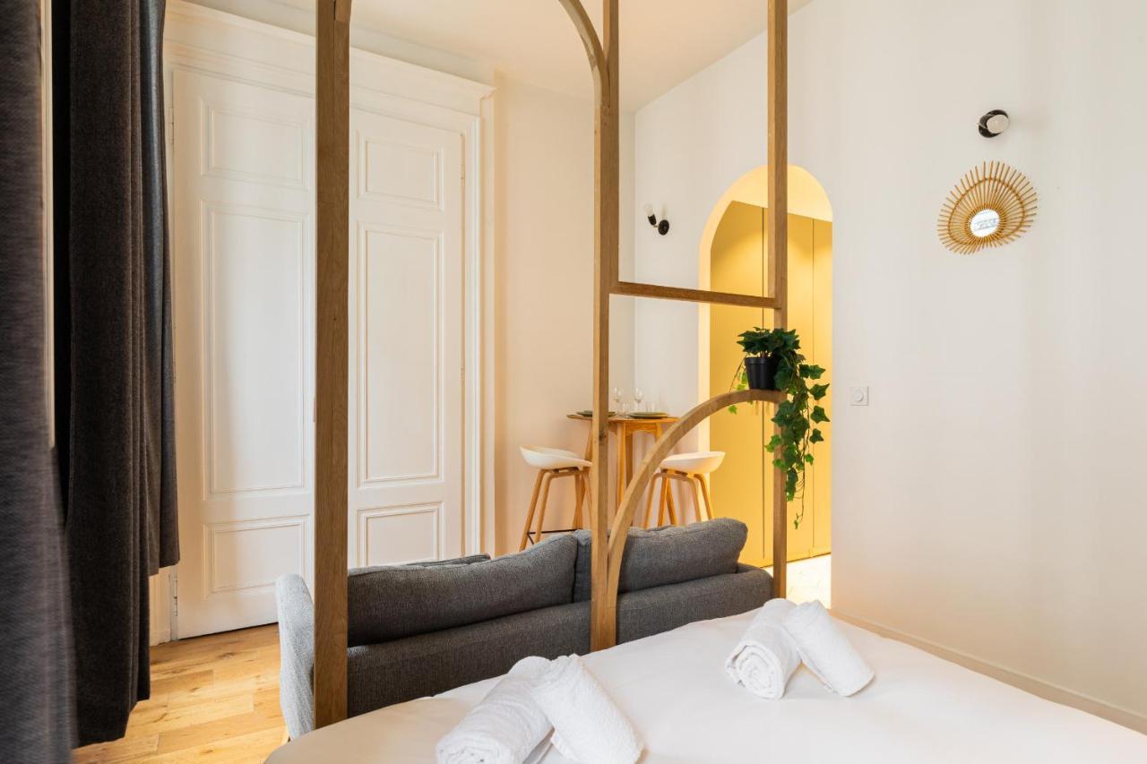 Dify Nid Douillet - Bellecour Apartment ลียง ภายนอก รูปภาพ