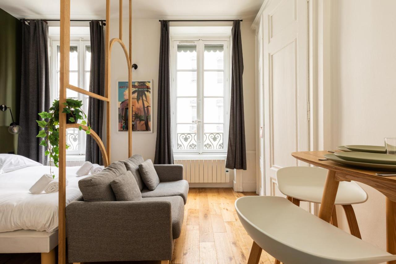 Dify Nid Douillet - Bellecour Apartment ลียง ภายนอก รูปภาพ